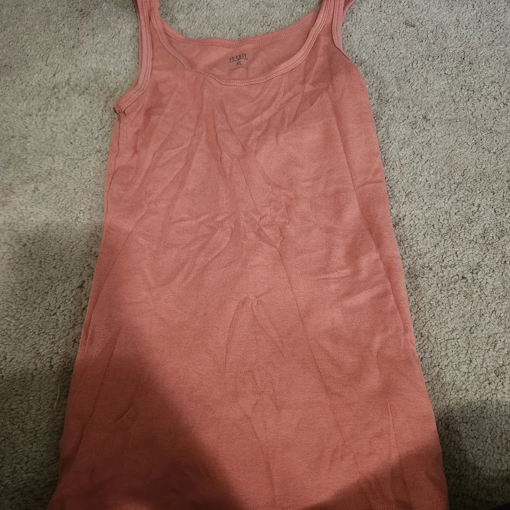 Tank Top Bundle - Picture 5 of 6